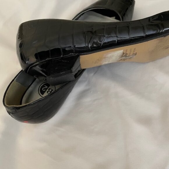 B2 (Browns) Black Flat Open Toe Women’s Shoes  S - 7 (37) - Picture 7 of 9